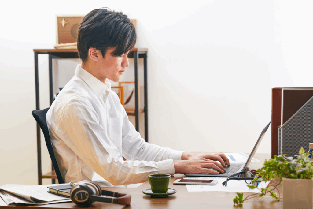 Fast cash loan vs emergency fund: Which is better? 