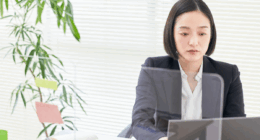 Fast cash loan vs emergency fund: Which is better?